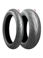 Padangos BRIDGESTONE BATTLAX HYPERSPORT S22 110 70 R17 54H TL FRONT