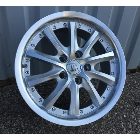 Ratlankiai PRORACING LU158 SFM 5X105 R15 6,5 ET39